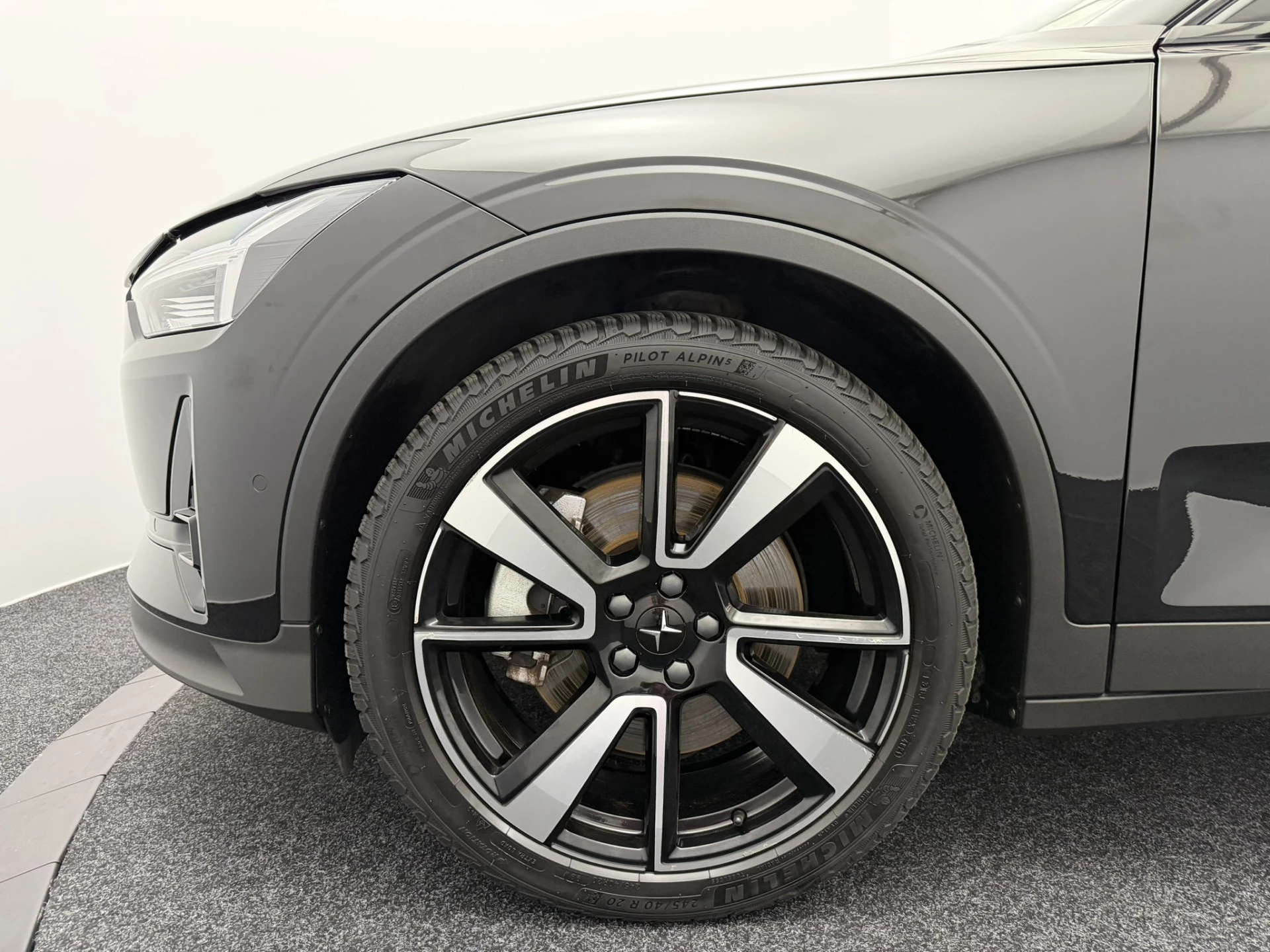 Hoofdafbeelding Polestar 2