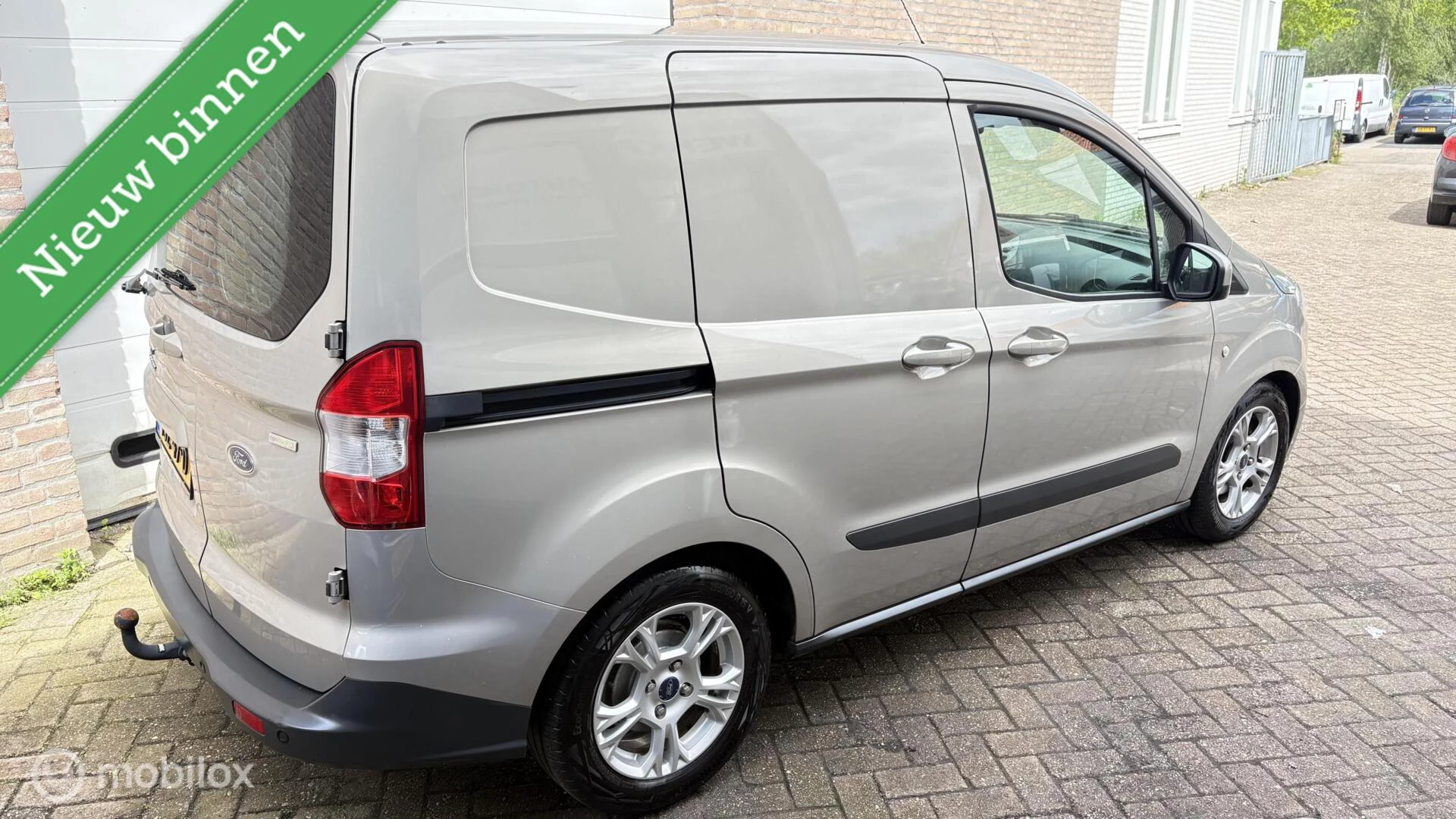 Hoofdafbeelding Ford Transit Courier