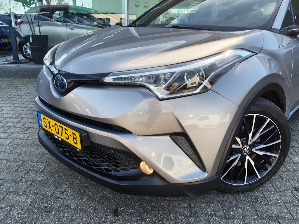 Hoofdafbeelding Toyota C-HR