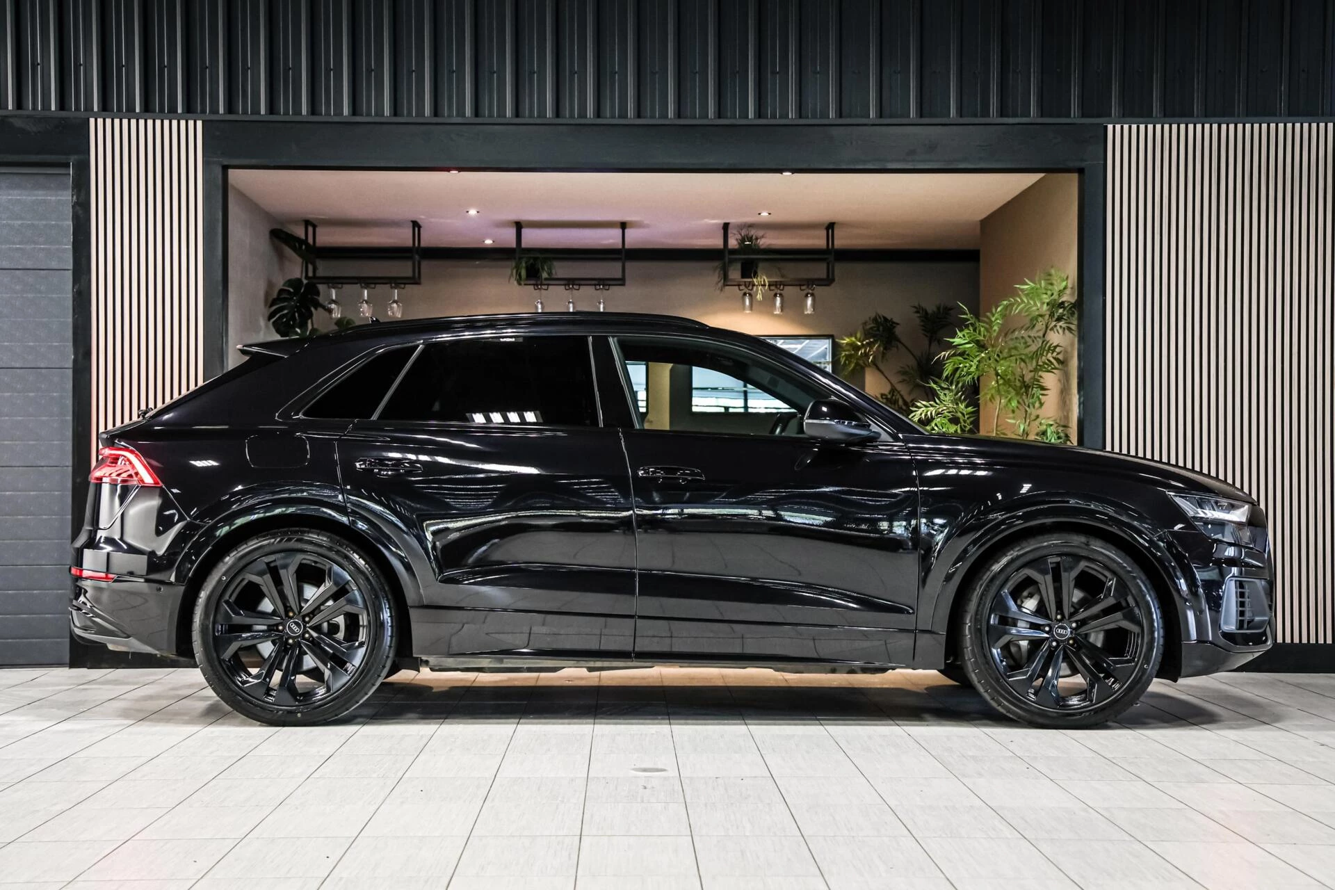 Hoofdafbeelding Audi Q8