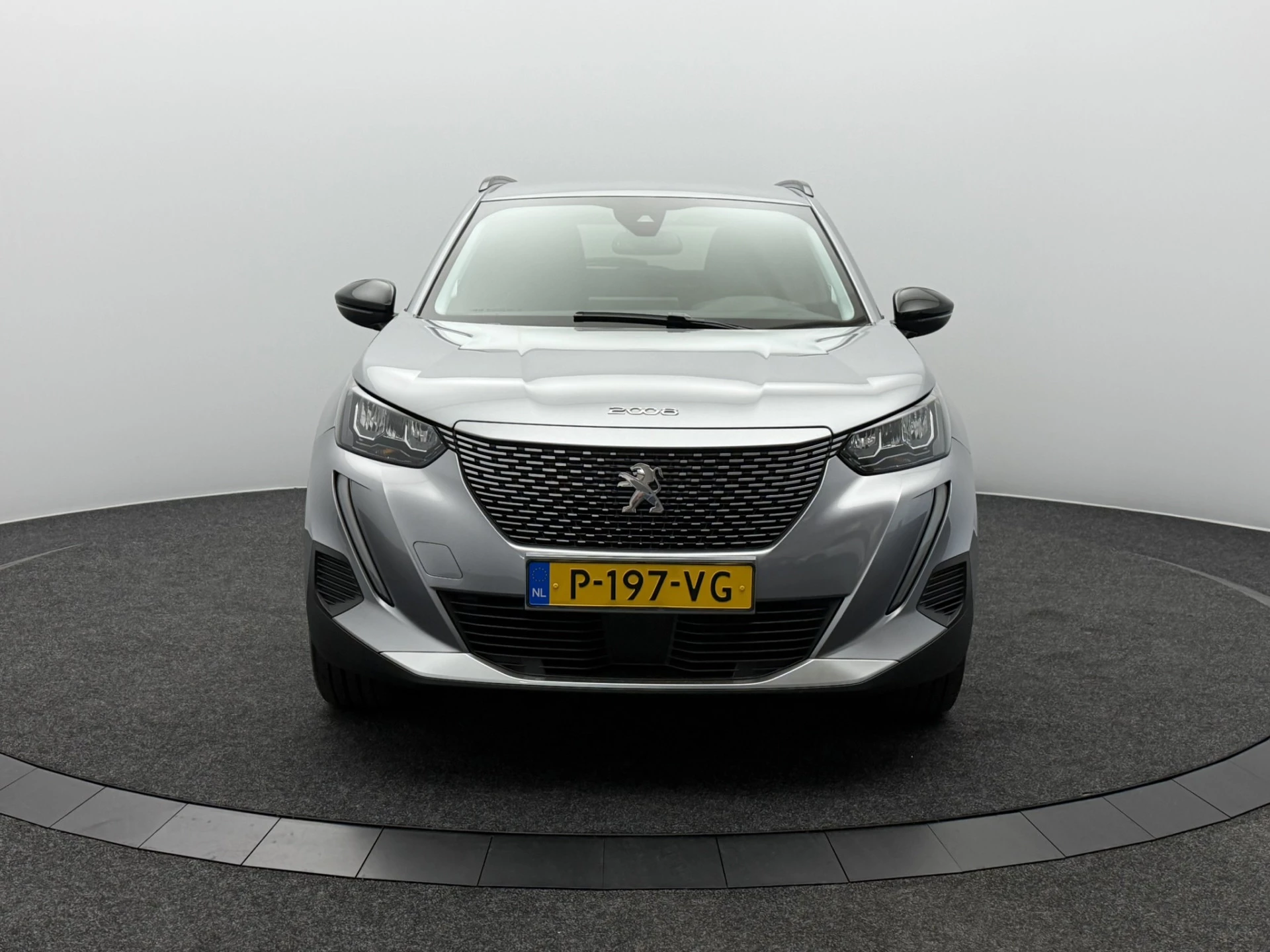 Hoofdafbeelding Peugeot e-2008