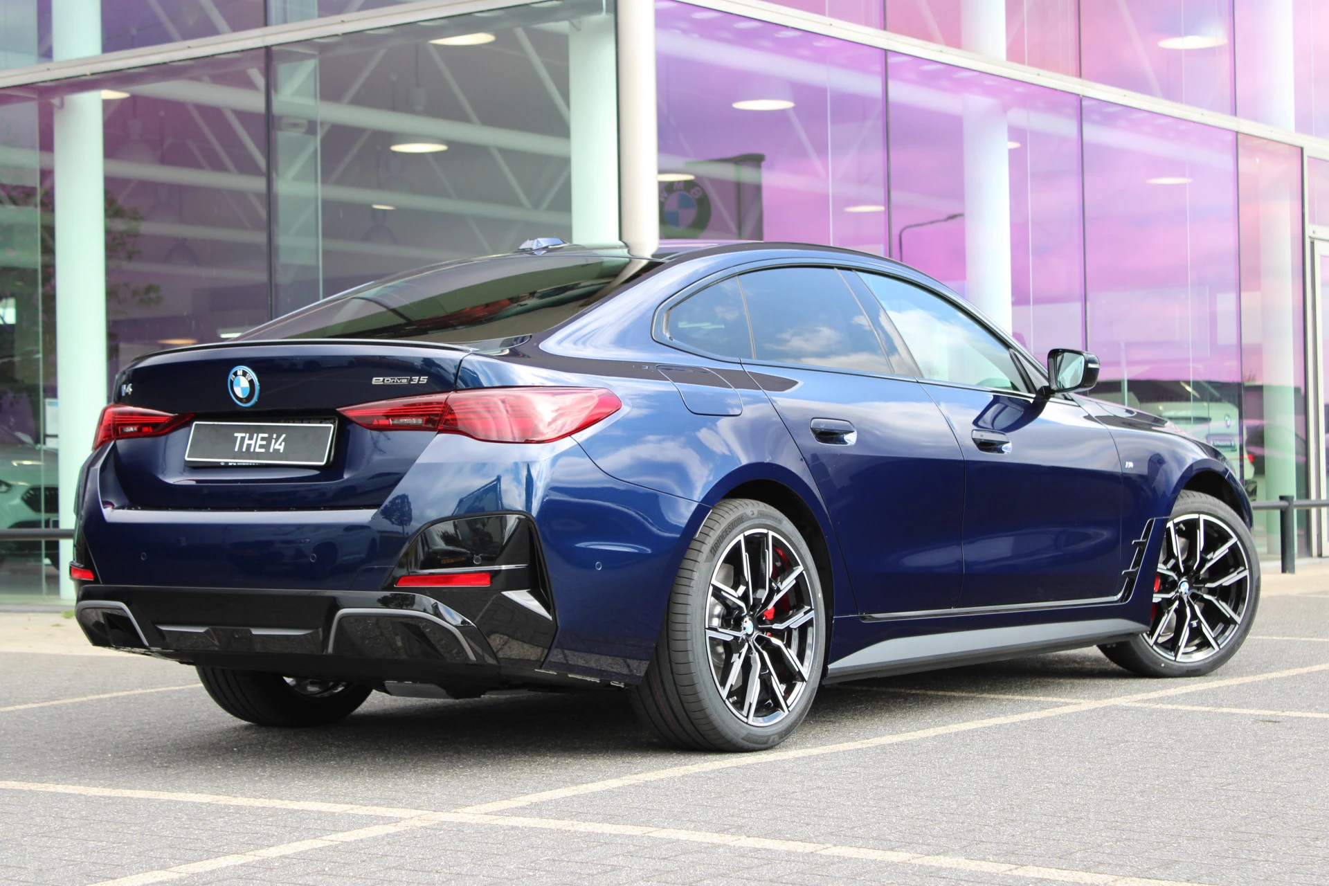 Hoofdafbeelding BMW i4