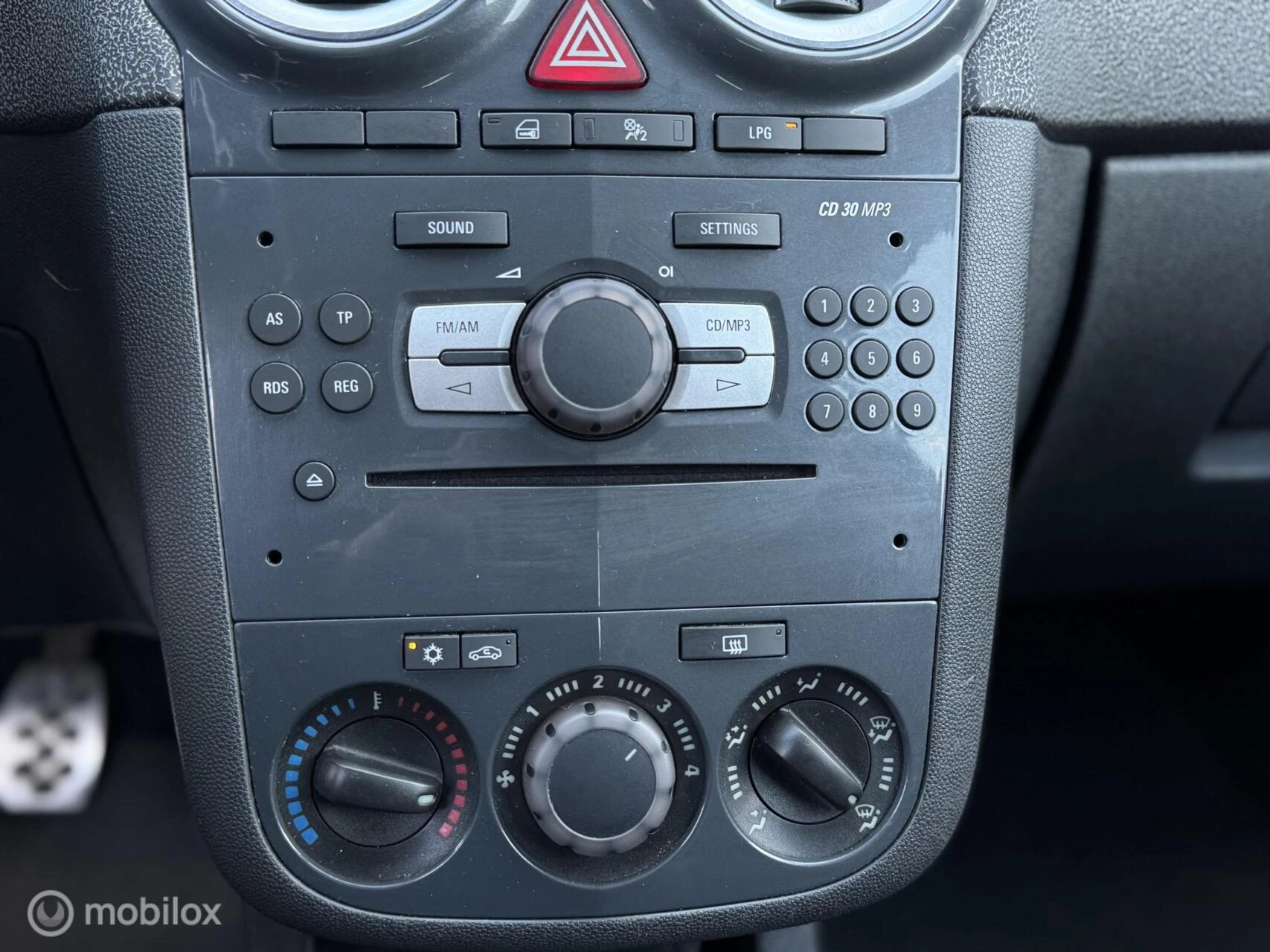 Hoofdafbeelding Opel Corsa