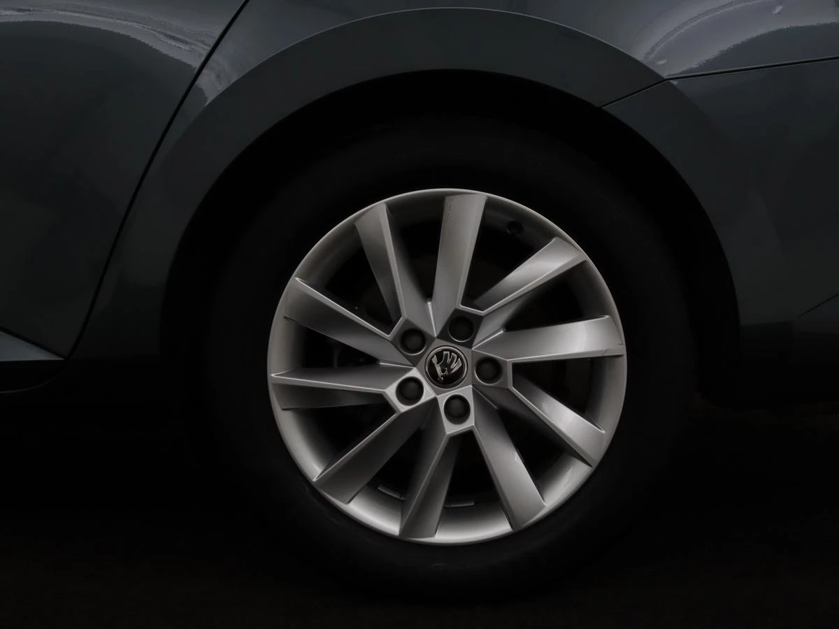 Hoofdafbeelding Škoda Superb