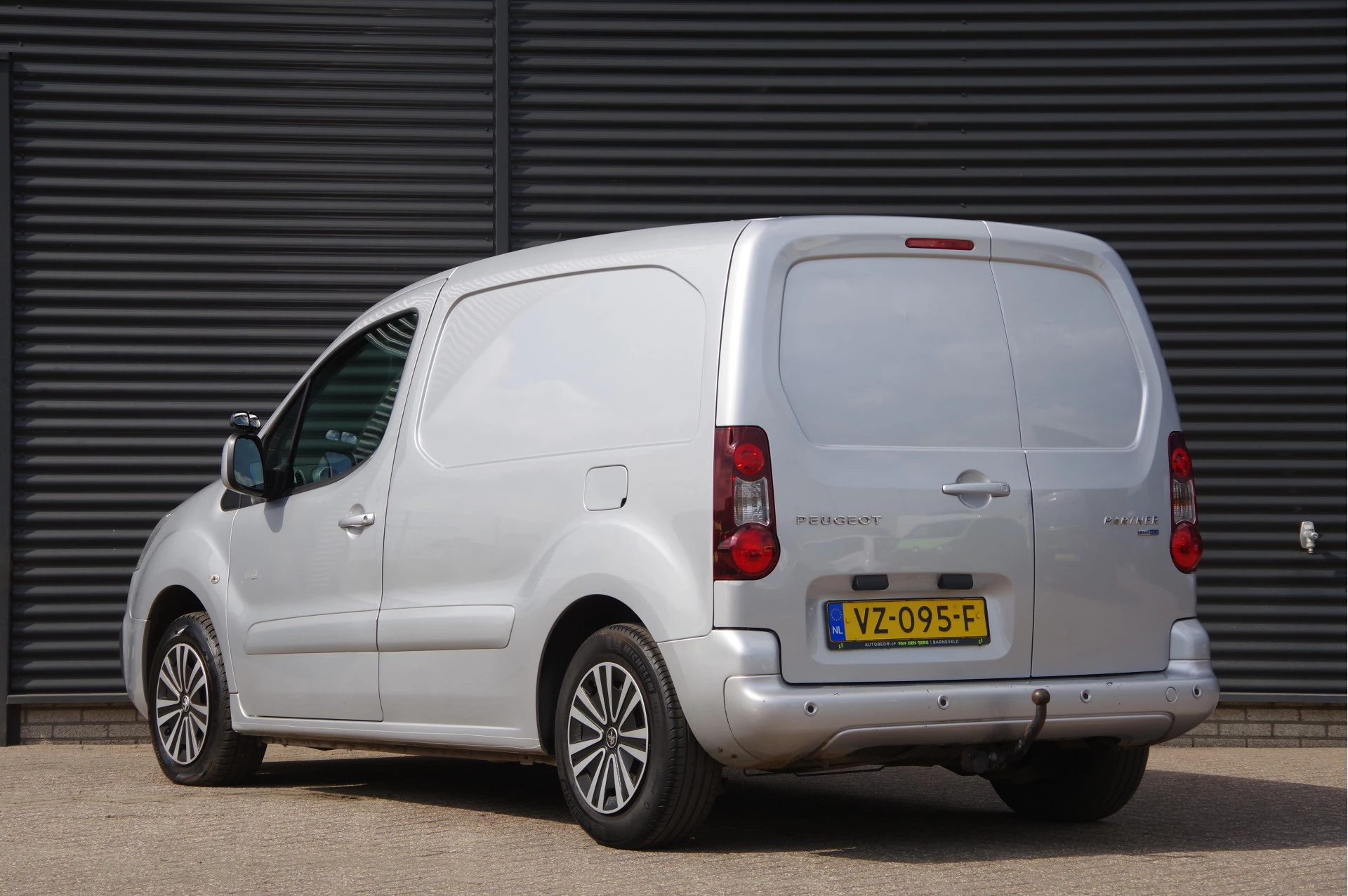 Hoofdafbeelding Peugeot Partner