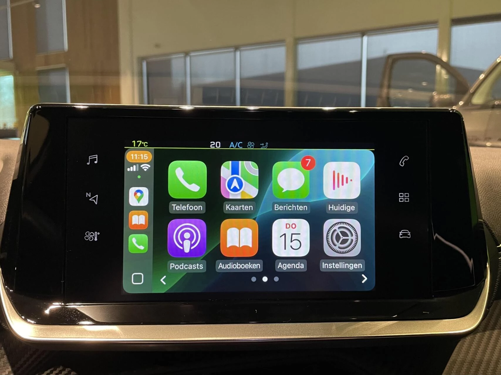 Hoofdafbeelding Peugeot e-2008