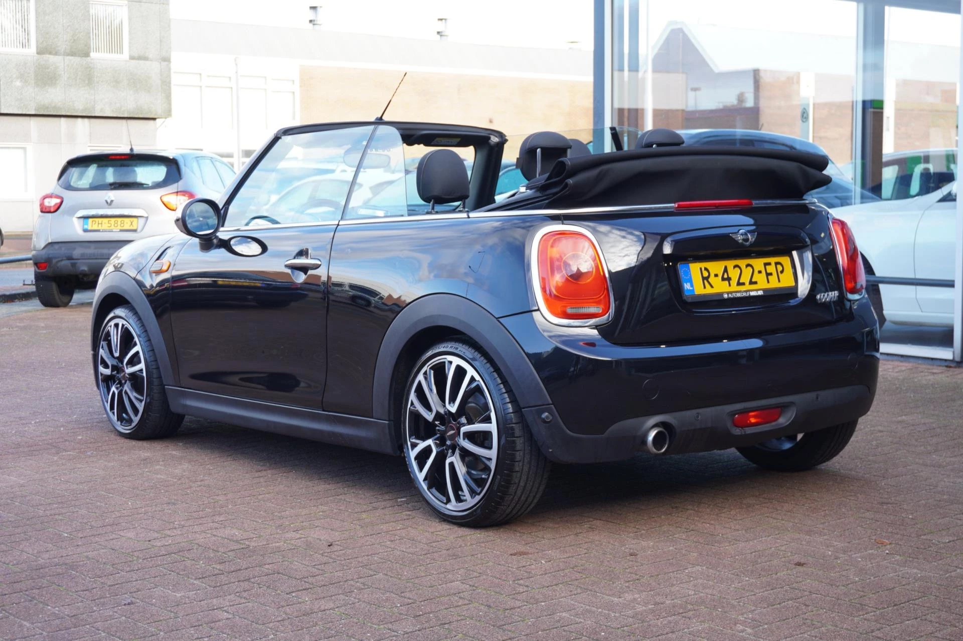 Hoofdafbeelding MINI Cooper Cabrio