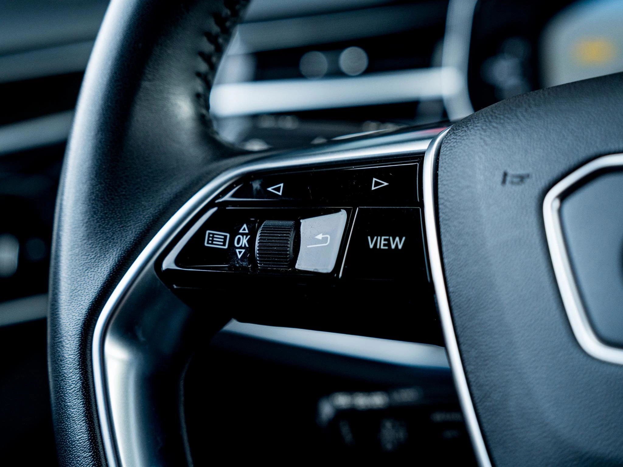 Hoofdafbeelding Audi A8