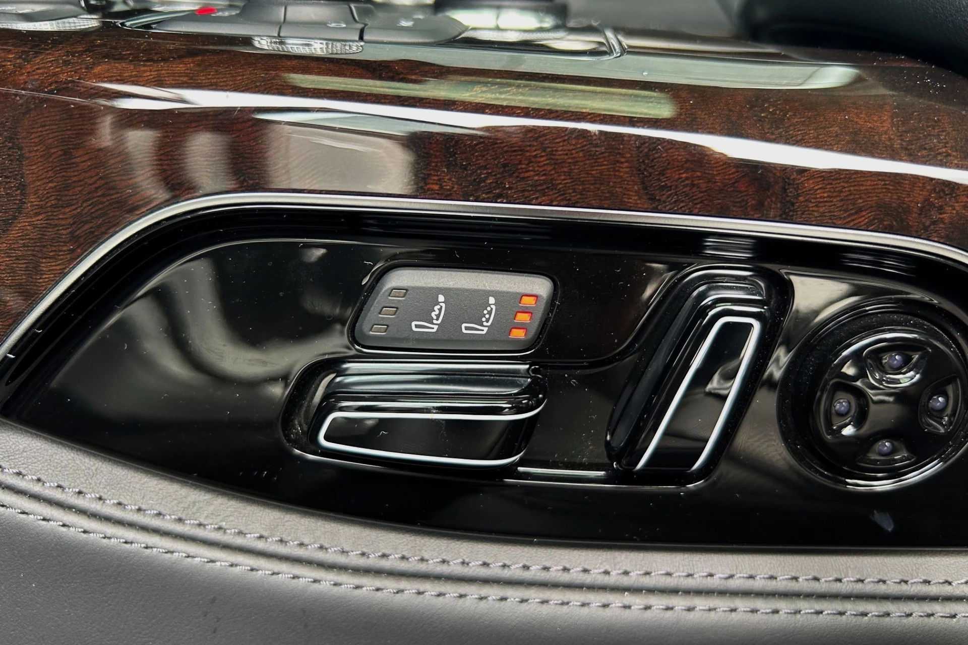 Hoofdafbeelding Audi A8