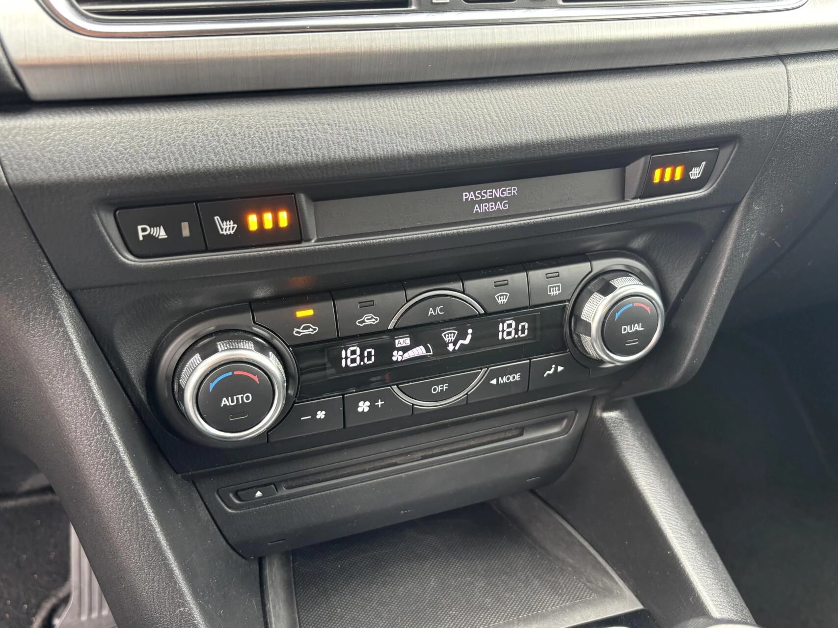 Hoofdafbeelding Mazda 3
