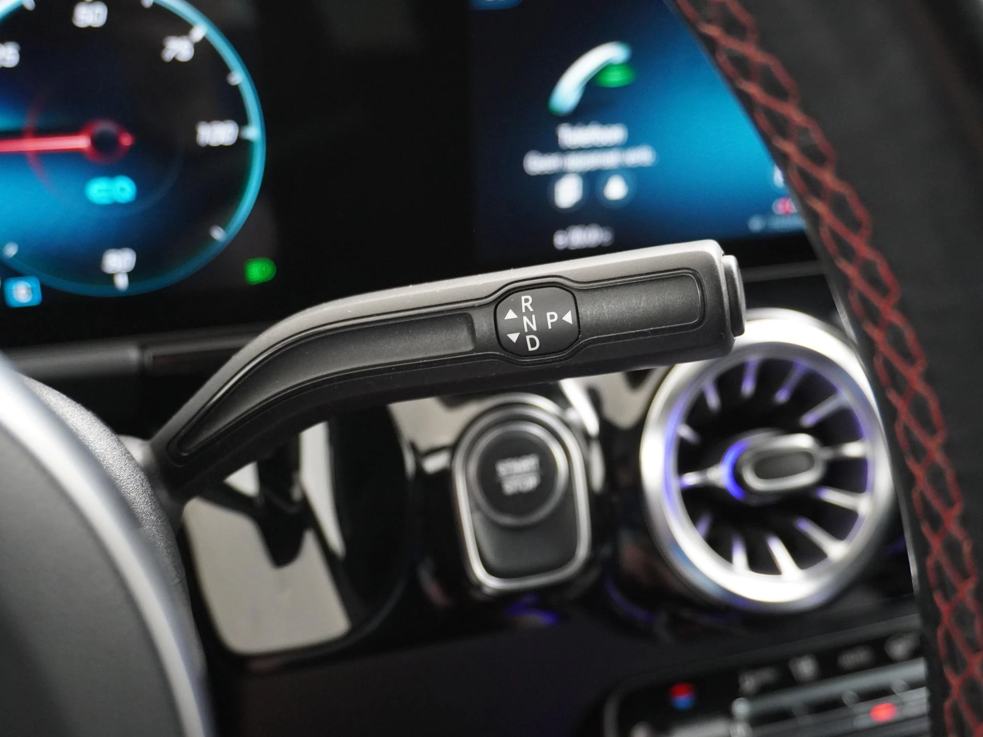 Hoofdafbeelding Mercedes-Benz EQA