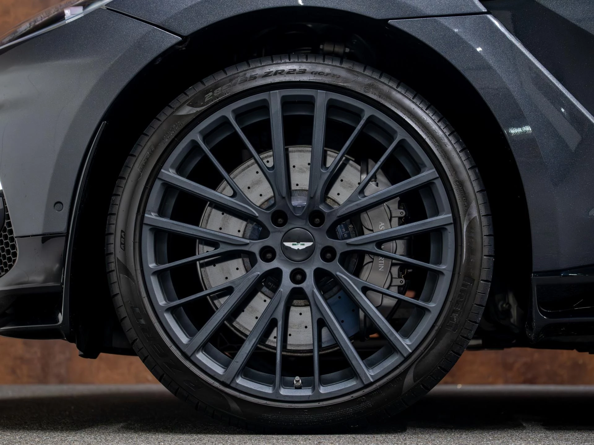 Hoofdafbeelding Aston Martin DBX