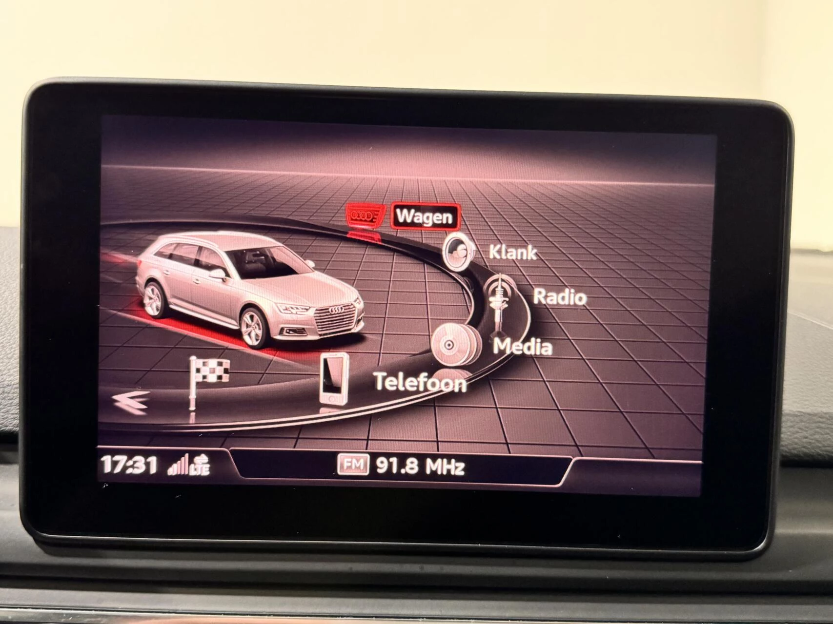 Hoofdafbeelding Audi A4