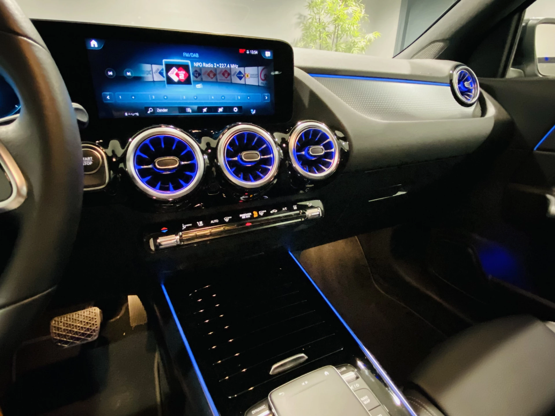 Hoofdafbeelding Mercedes-Benz EQA