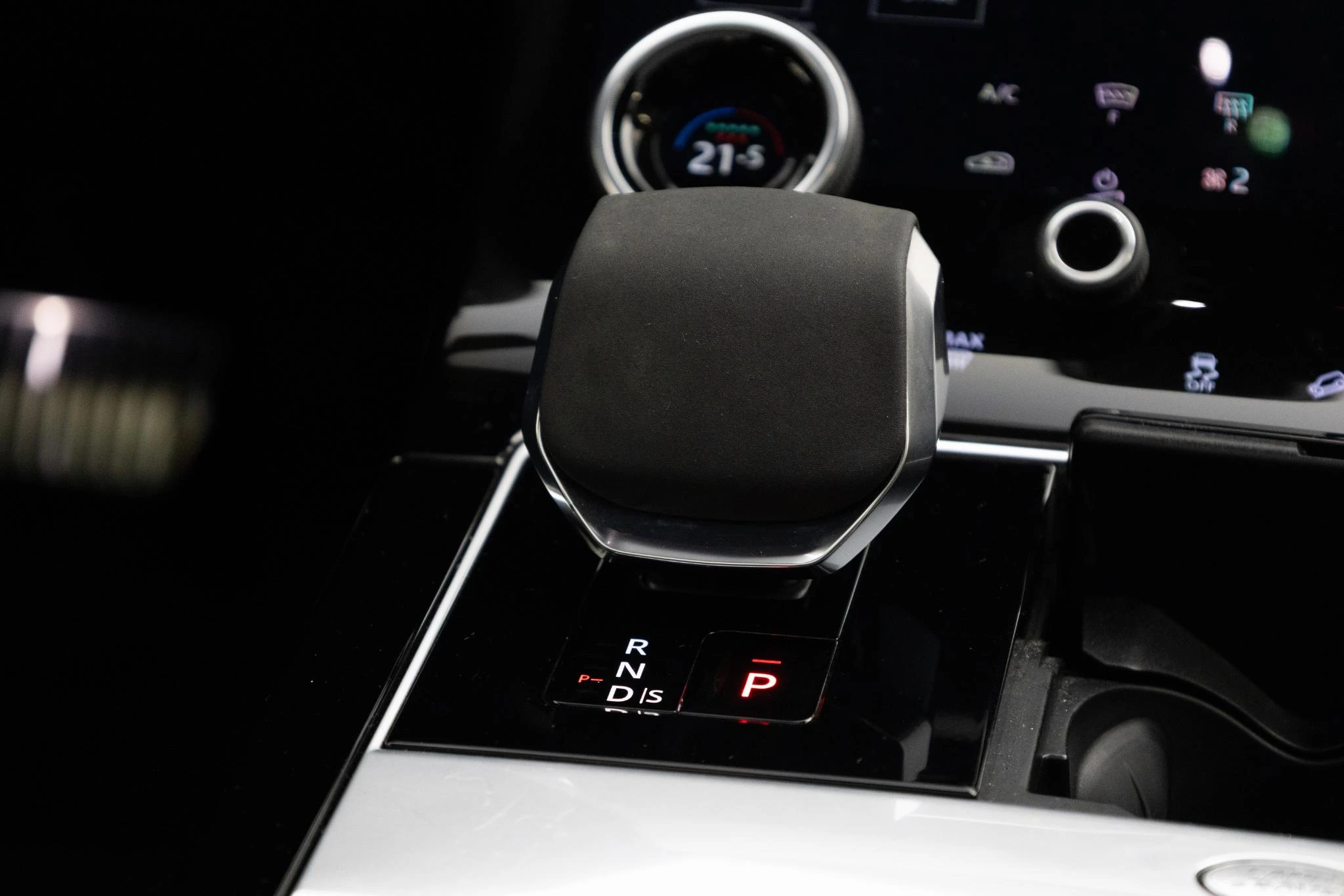 Hoofdafbeelding Land Rover Range Rover Velar