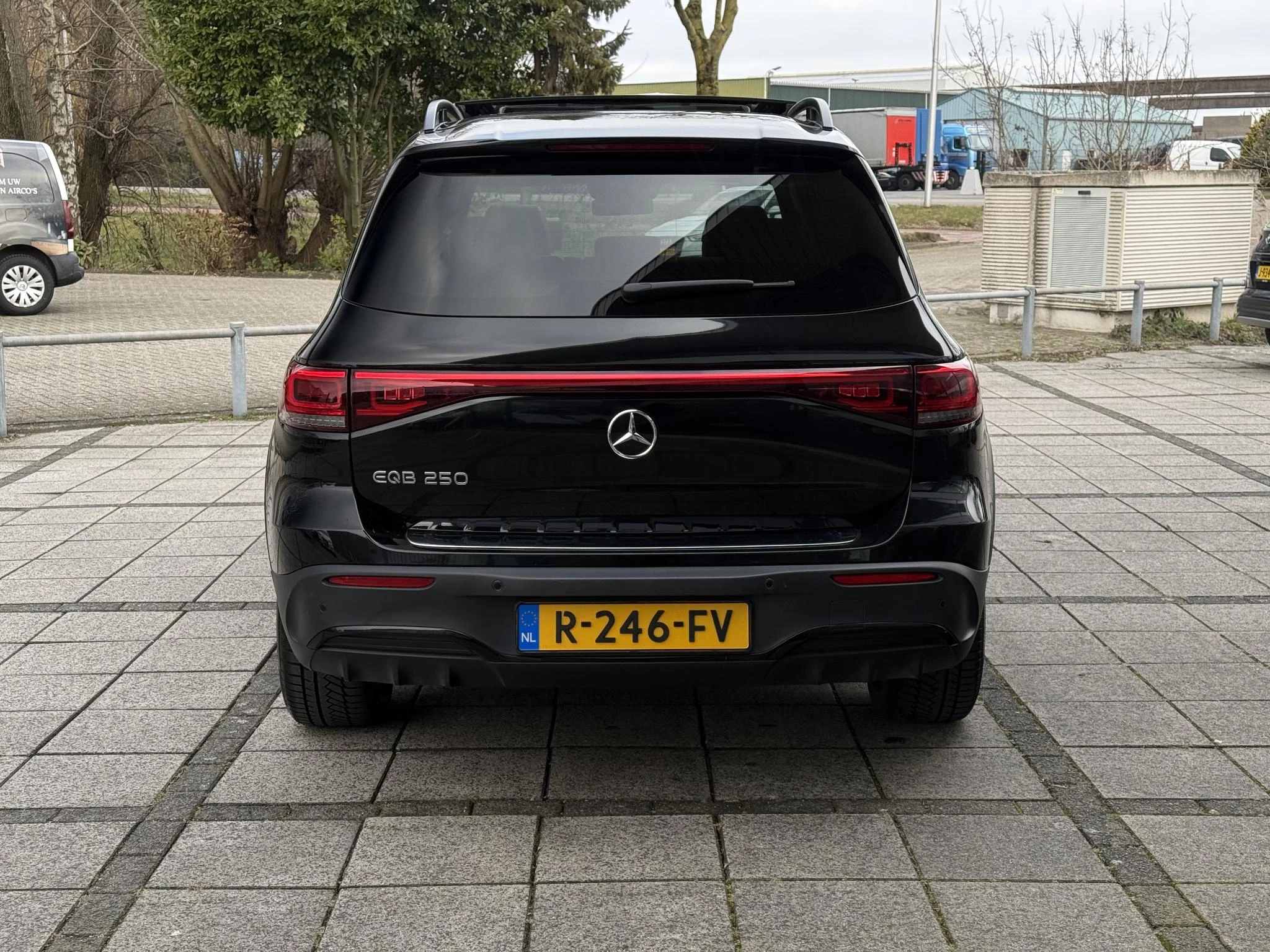 Hoofdafbeelding Mercedes-Benz EQB