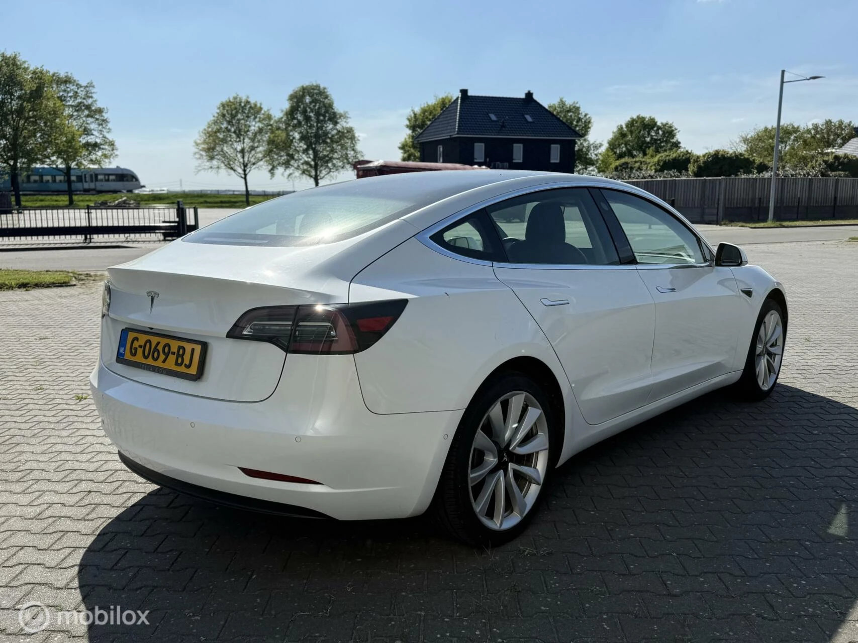 Hoofdafbeelding Tesla Model 3