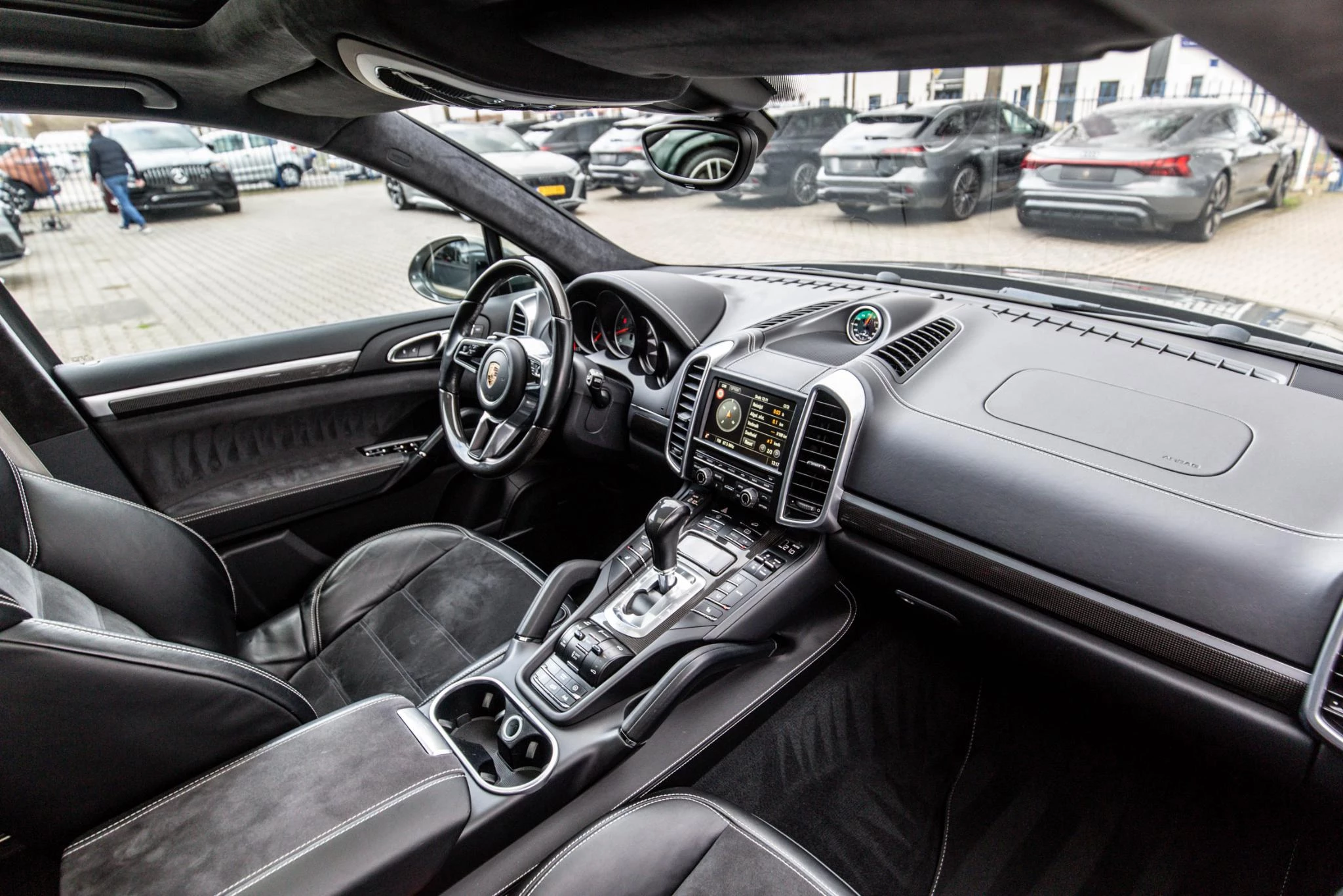 Hoofdafbeelding Porsche Cayenne