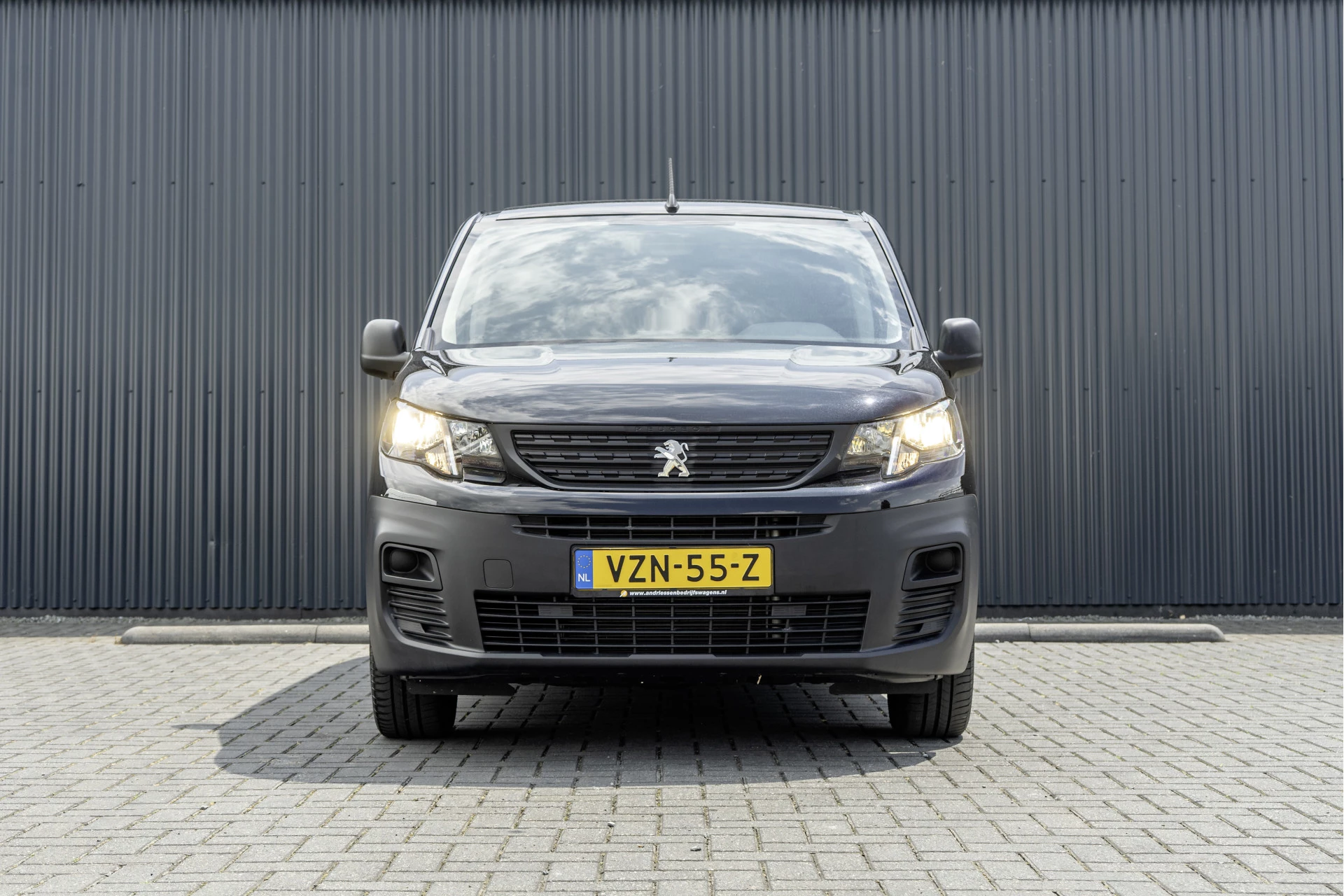 Hoofdafbeelding Peugeot Partner