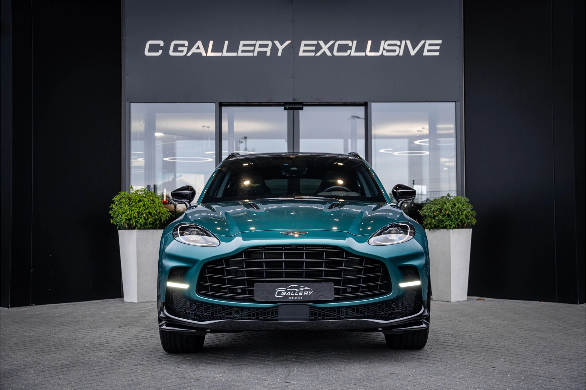 Hoofdafbeelding Aston Martin DBX