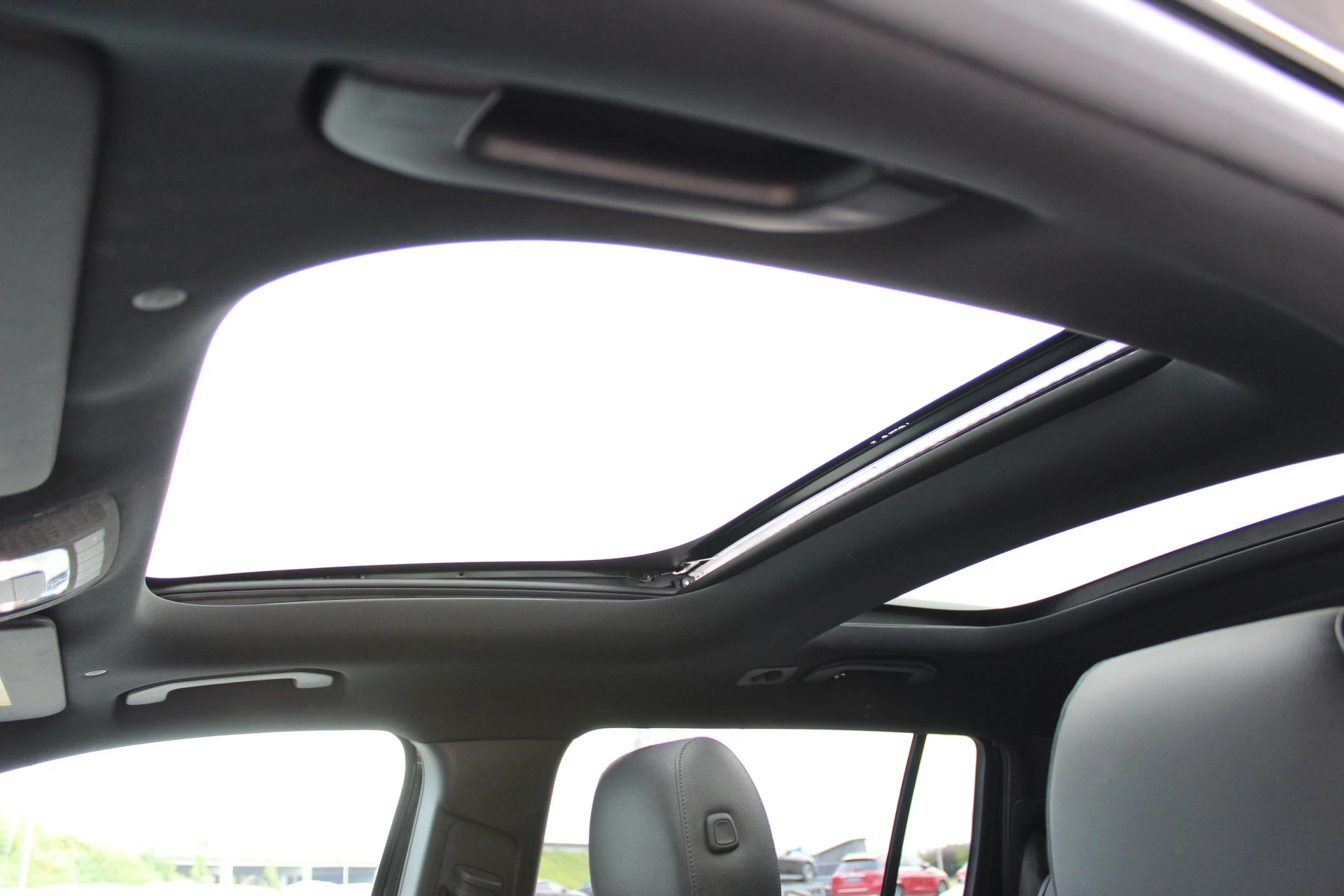 Hoofdafbeelding Mercedes-Benz EQB