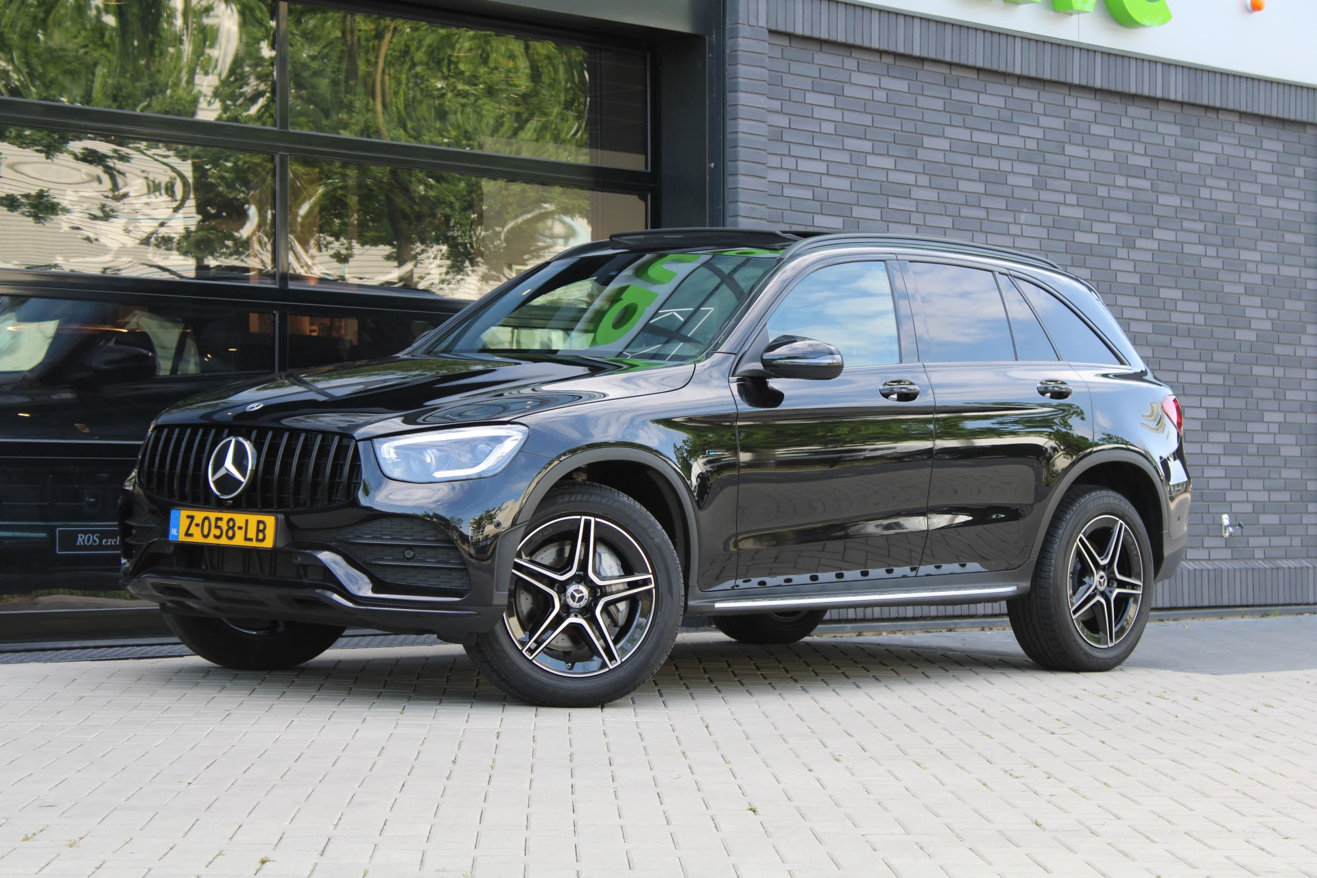 Hoofdafbeelding Mercedes-Benz GLC