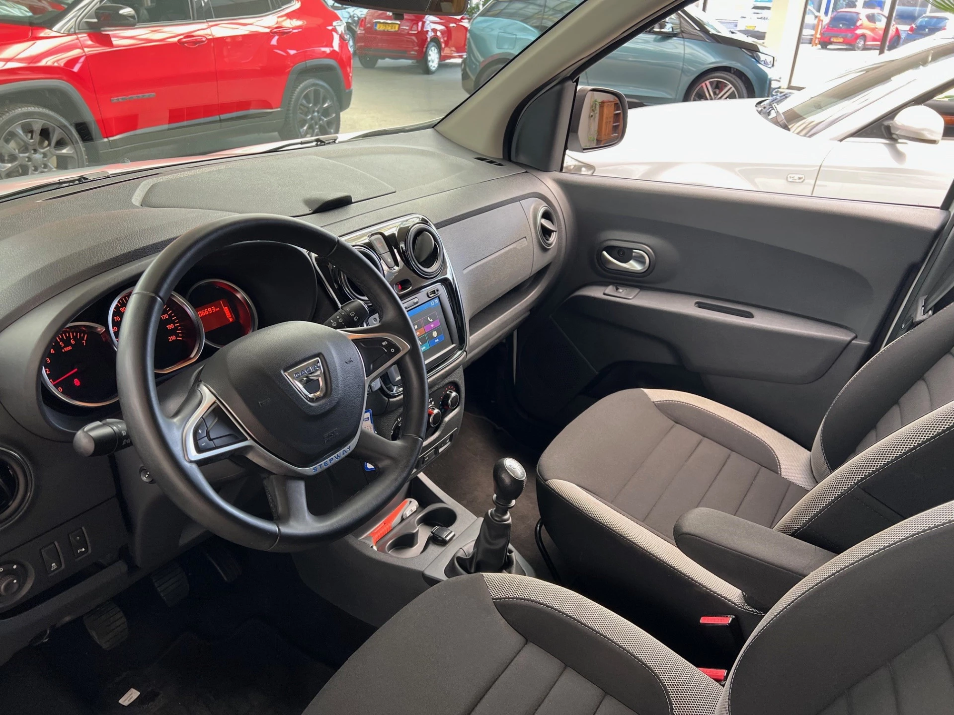 Hoofdafbeelding Dacia Lodgy