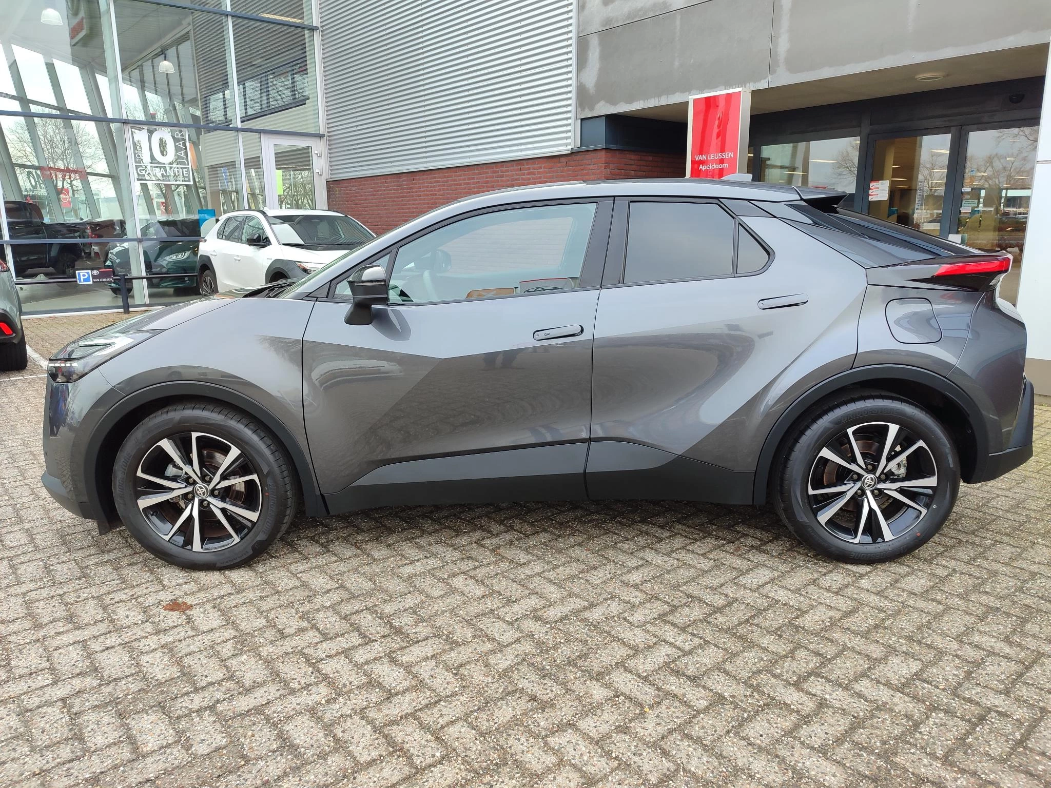 Hoofdafbeelding Toyota C-HR