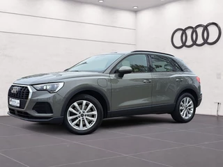 Audi Q3 45 TFSI e ** VIRTUAL, BRUIN LEDER, PANORAMA, APPLE, 18-inch LMV, ALLWETTER BND  ** 1e EIG - UNFALLFREI ** ** INFORMEER OOK NAAR ONZE AANTREKKELIJKE FINANCIAL-LEASE TARIEVEN **