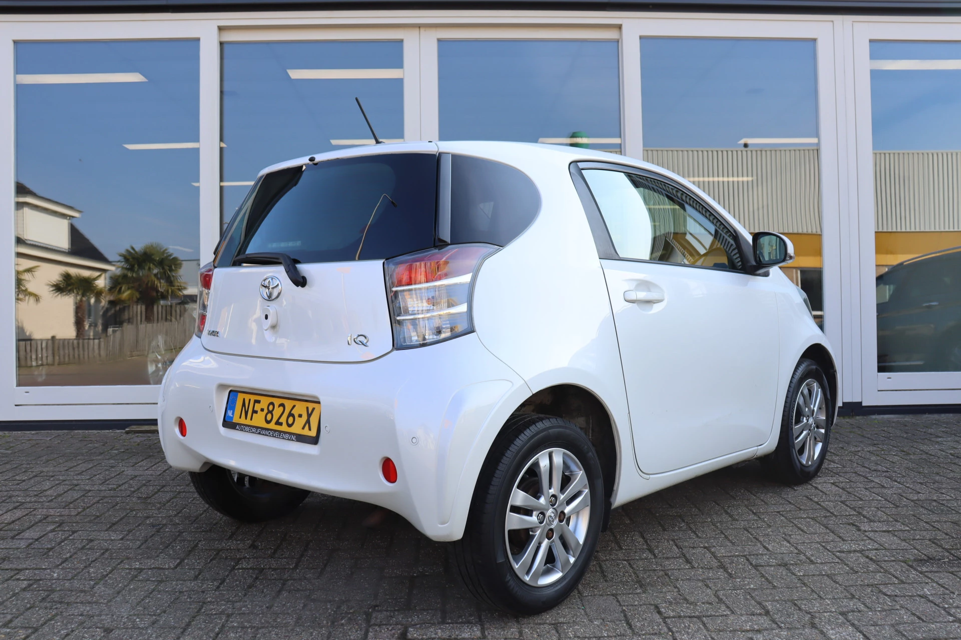 Hoofdafbeelding Toyota iQ