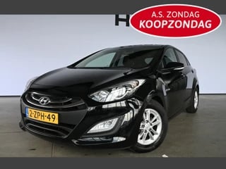 Hoofdafbeelding Hyundai i30 Hyundai i30 1.6 GDI Go! Plus Ecc Navigatie Leder Goed Onderhouden! Rijklaarprijs Inruil Mogelijk!