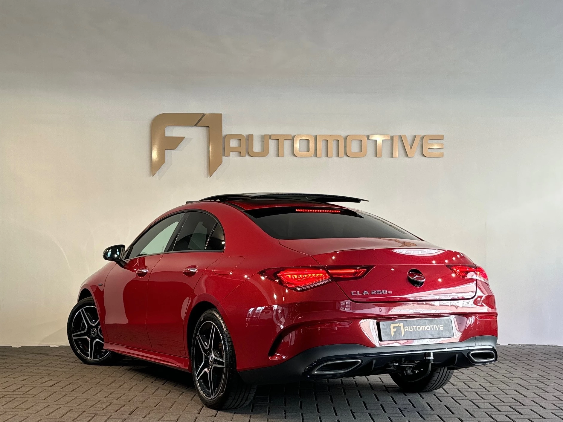 Hoofdafbeelding Mercedes-Benz CLA