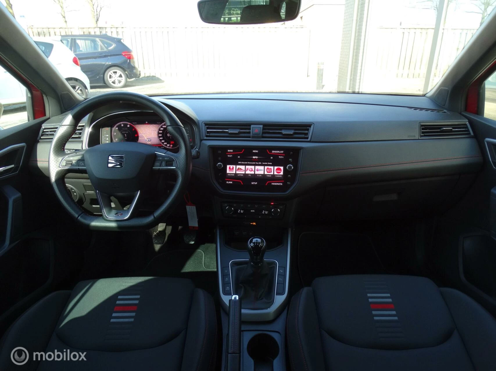 Hoofdafbeelding SEAT Arona