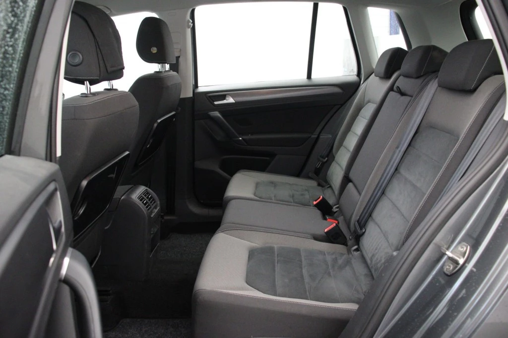 Hoofdafbeelding Volkswagen Golf Sportsvan