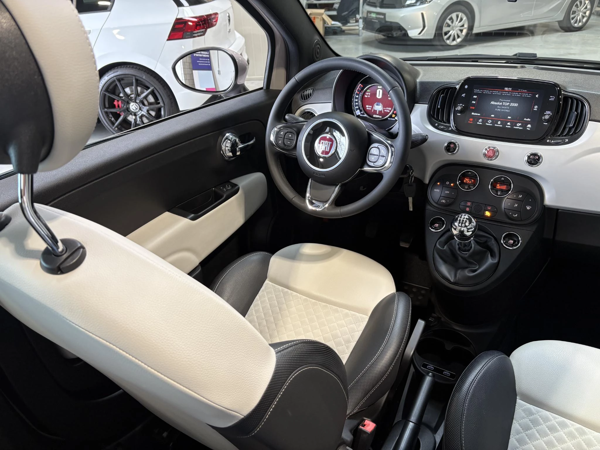 Hoofdafbeelding Fiat 500C