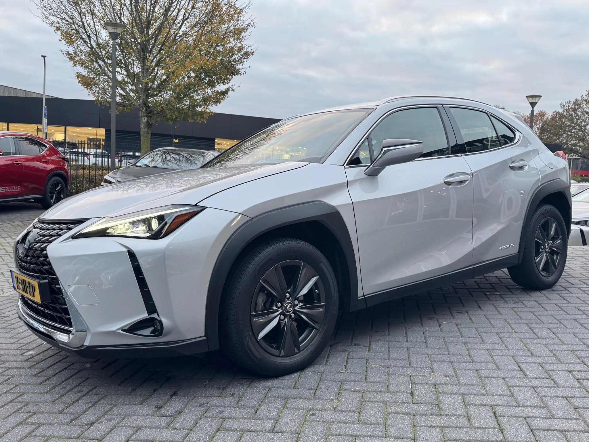 Hoofdafbeelding Lexus UX