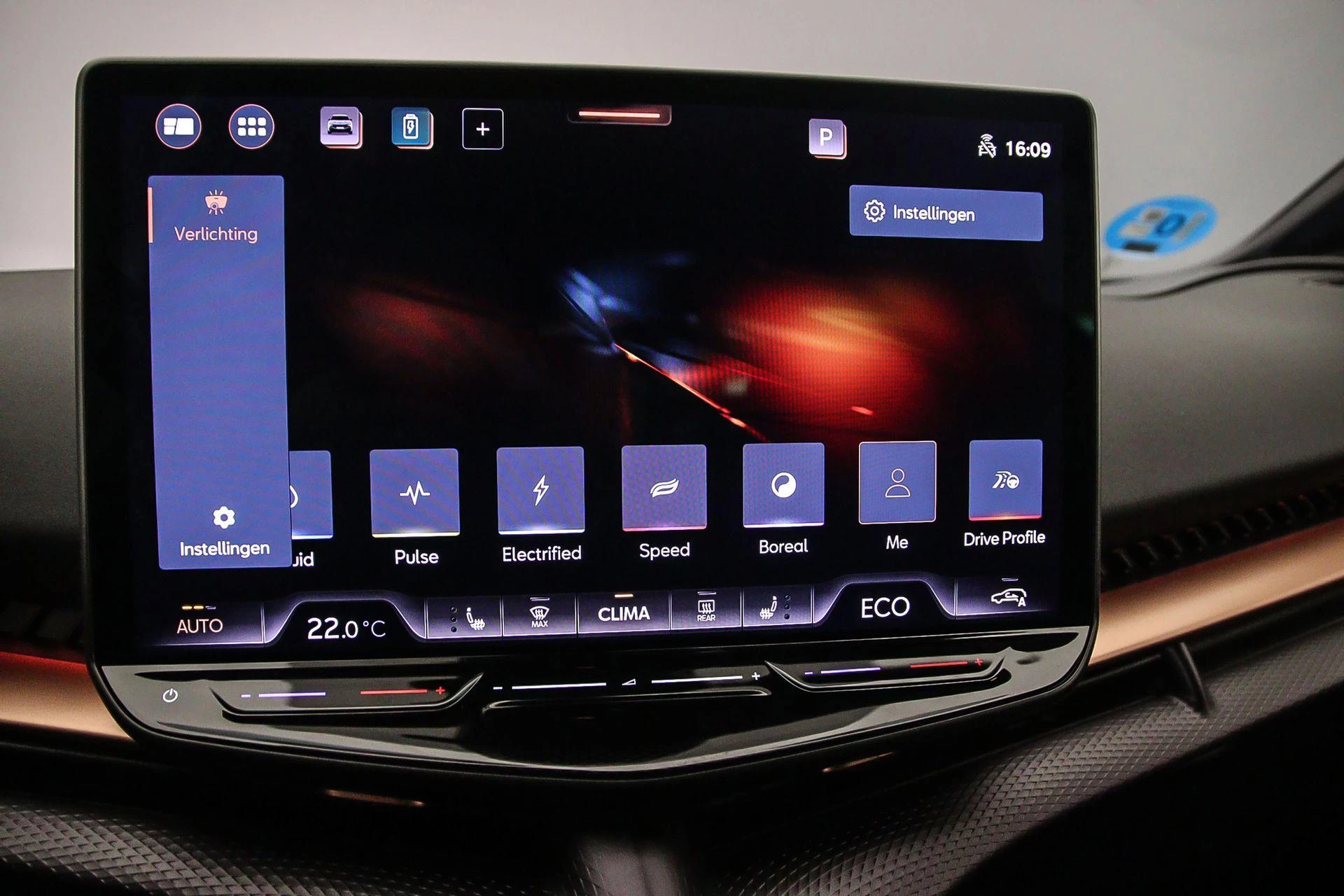 Hoofdafbeelding CUPRA Tavascan