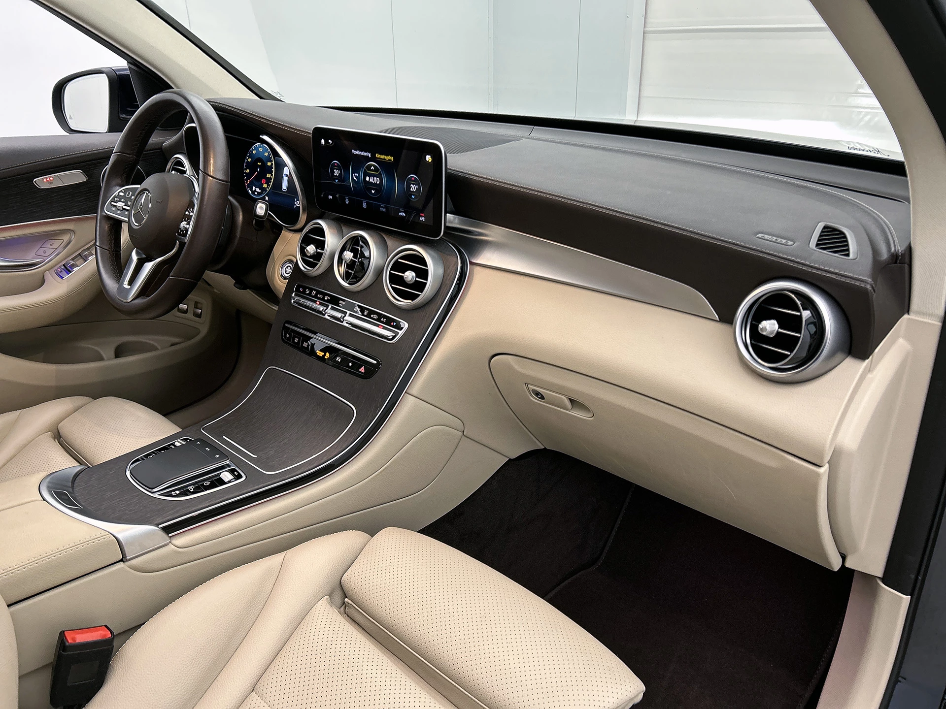 Hoofdafbeelding Mercedes-Benz GLC