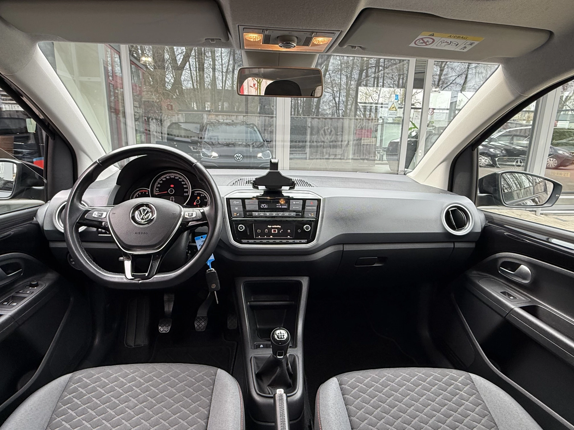 Hoofdafbeelding Volkswagen up!