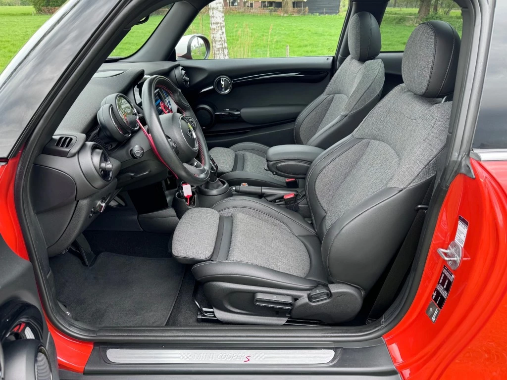 Hoofdafbeelding MINI Cooper S