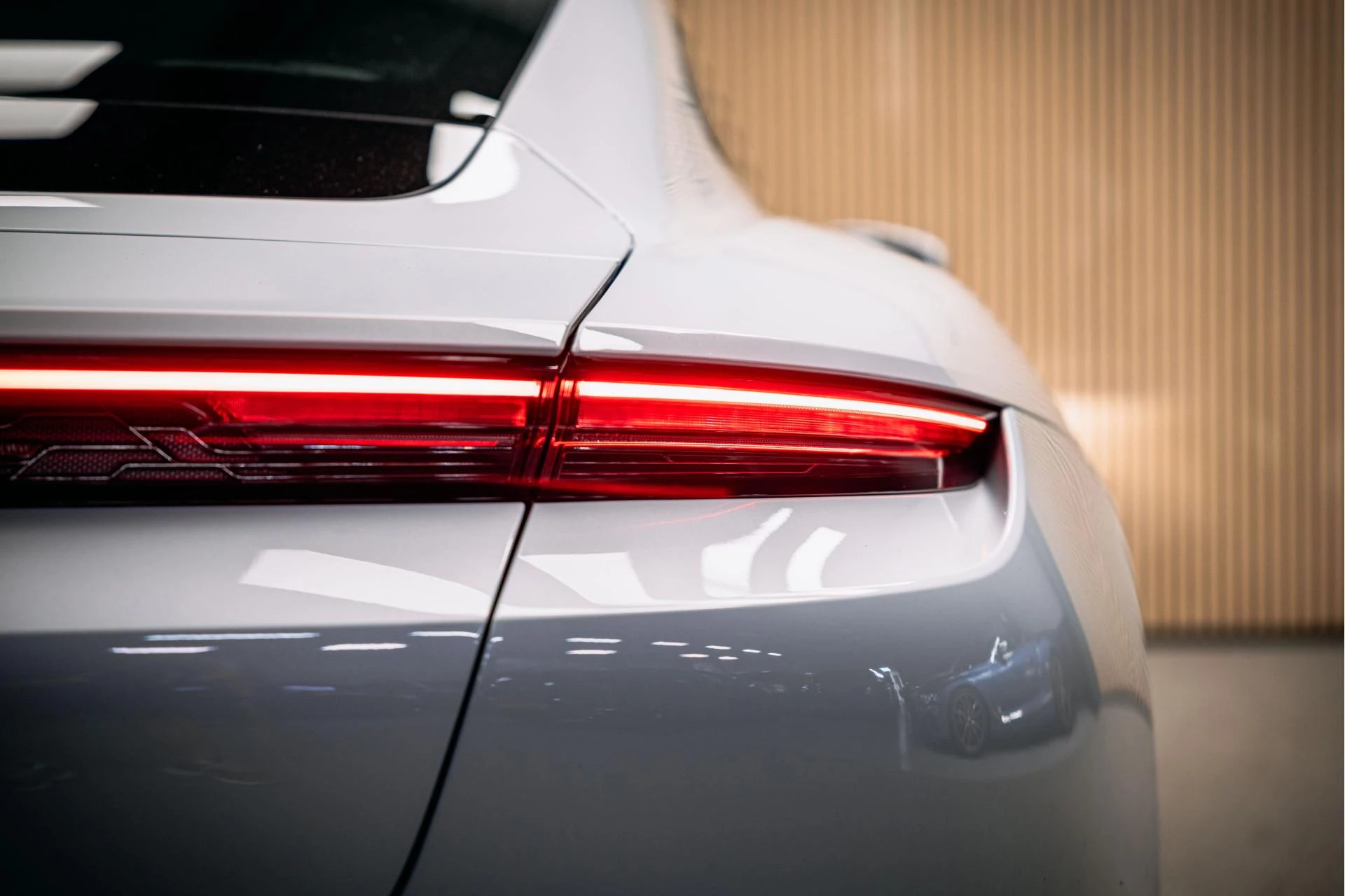 Hoofdafbeelding Porsche Taycan