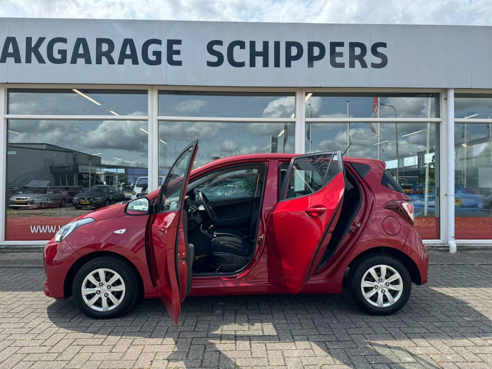 Hoofdafbeelding Hyundai i10