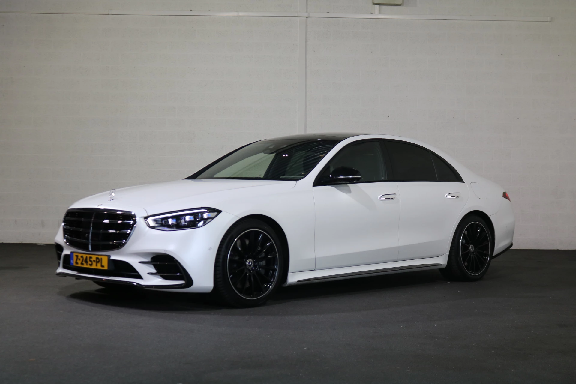 Hoofdafbeelding Mercedes-Benz S-Klasse