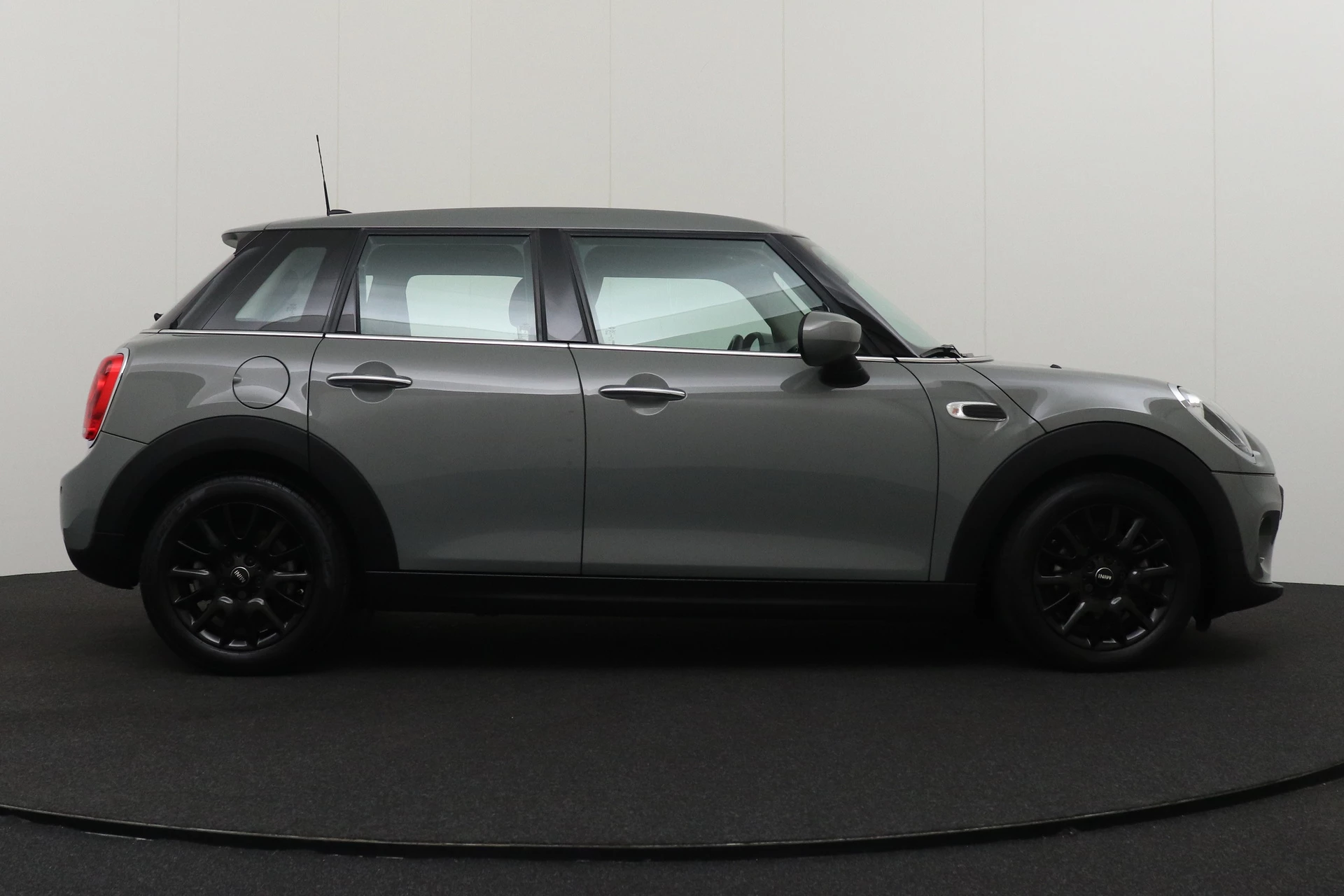 Hoofdafbeelding MINI 5-deurs