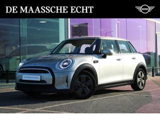MINI Cooper Classic Automaat / LED / Airconditioning / Cruise Control / PDC / Navigatie
