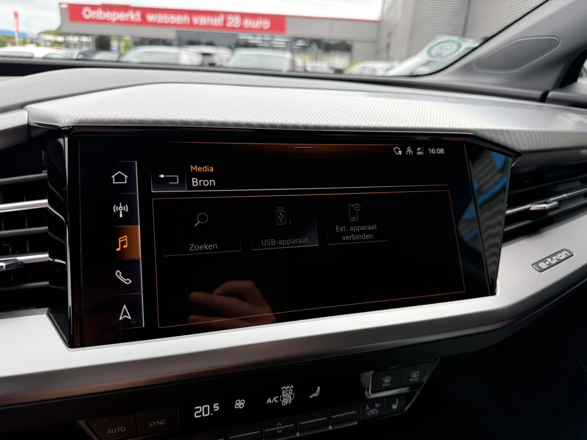 Hoofdafbeelding Audi Q4 e-tron