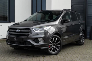 Hoofdafbeelding Ford Kuga Ford Kuga 1.5 EcoBoost ST Line TREKHAAK / CAMERA / DESIGN PACK