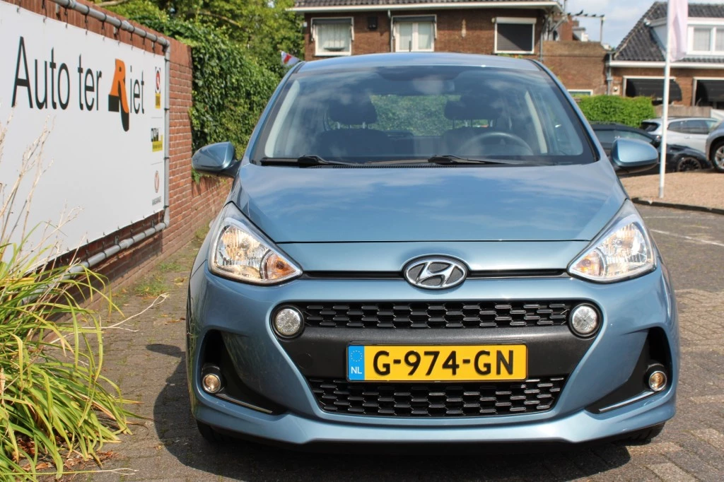 Hoofdafbeelding Hyundai i10