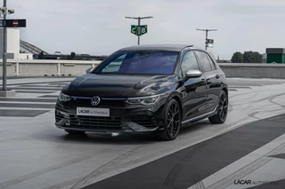 Volkswagen Golf 2.0 TSI R 4Motion I Akrapovic I BTW