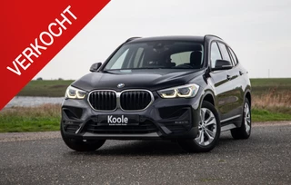 BMW X1 xDrive25e Executive X CAMERA / CARPLAY / HEAD UP DISPLAY / LEDER / LED / CRUISE CONTROLE / STOELVERWARMING